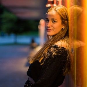 Meet your Posher, Ellen